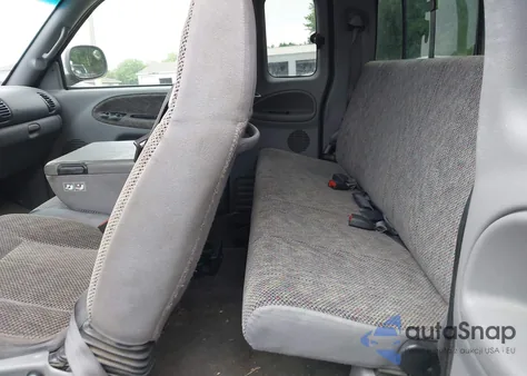 1998 Dodge Ram 1500 St из США, поврежденный, VIN 3B7HC13Z2WG206757